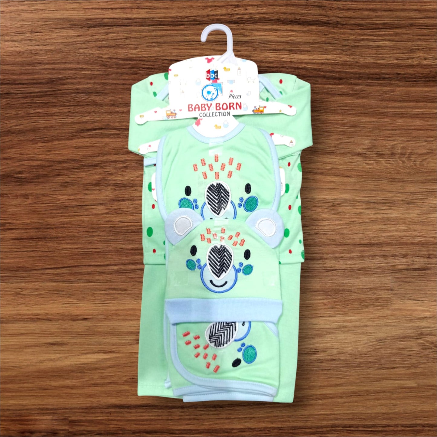 New Born Baby Starter Set Dot Bear Green